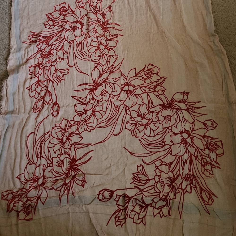Bundle of 4 Leigh & Luca scarves!